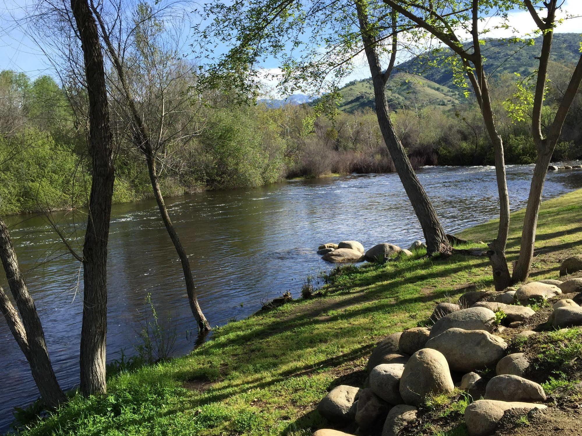 Kaweah Park Resort Three Rivers Exterior photo